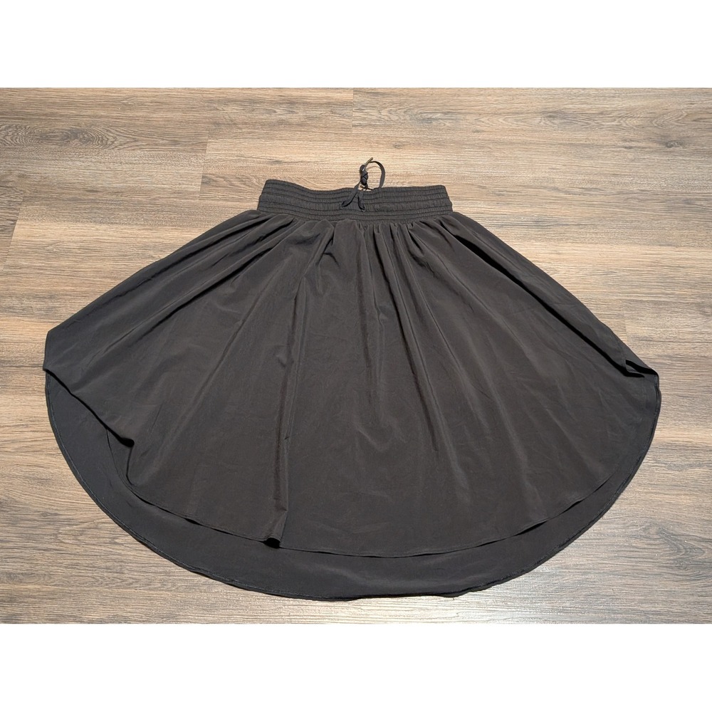 Lululemon Black The Everyday Smocked Waist Flowy Active Skirt Womens Size 6